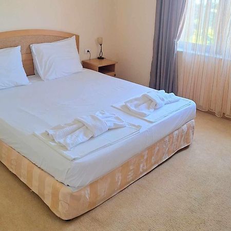 Santa Marina apartaments - Karina 2 Sozopol Bagian luar foto
